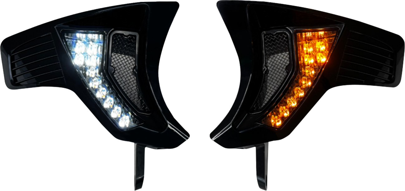 CUSTOM DYNAMICS Shark Demon® Turn Signal Vents - Smoke Lens SD-RG23-VTS-AW