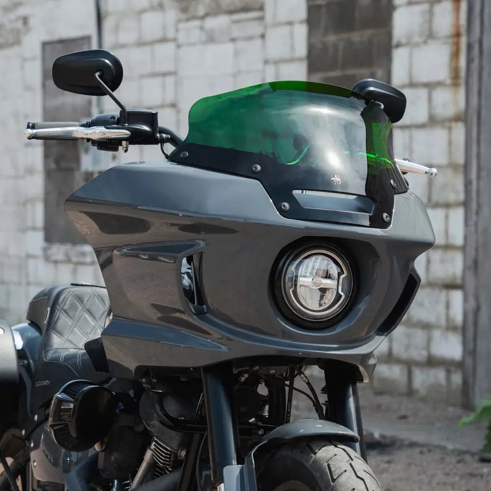 Kolor Flare™ Windshield for H-D Low Rider ST