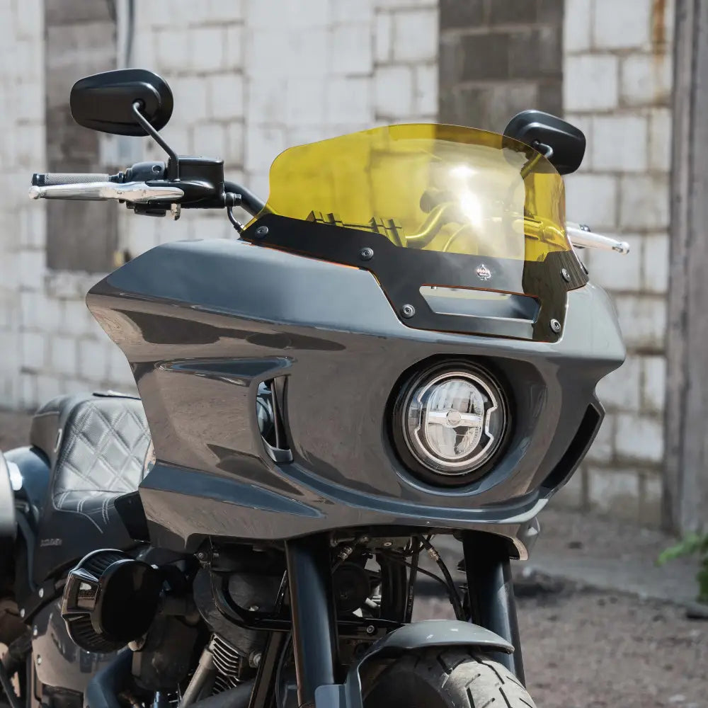 Kolor Flare™ Windshield for H-D Low Rider ST