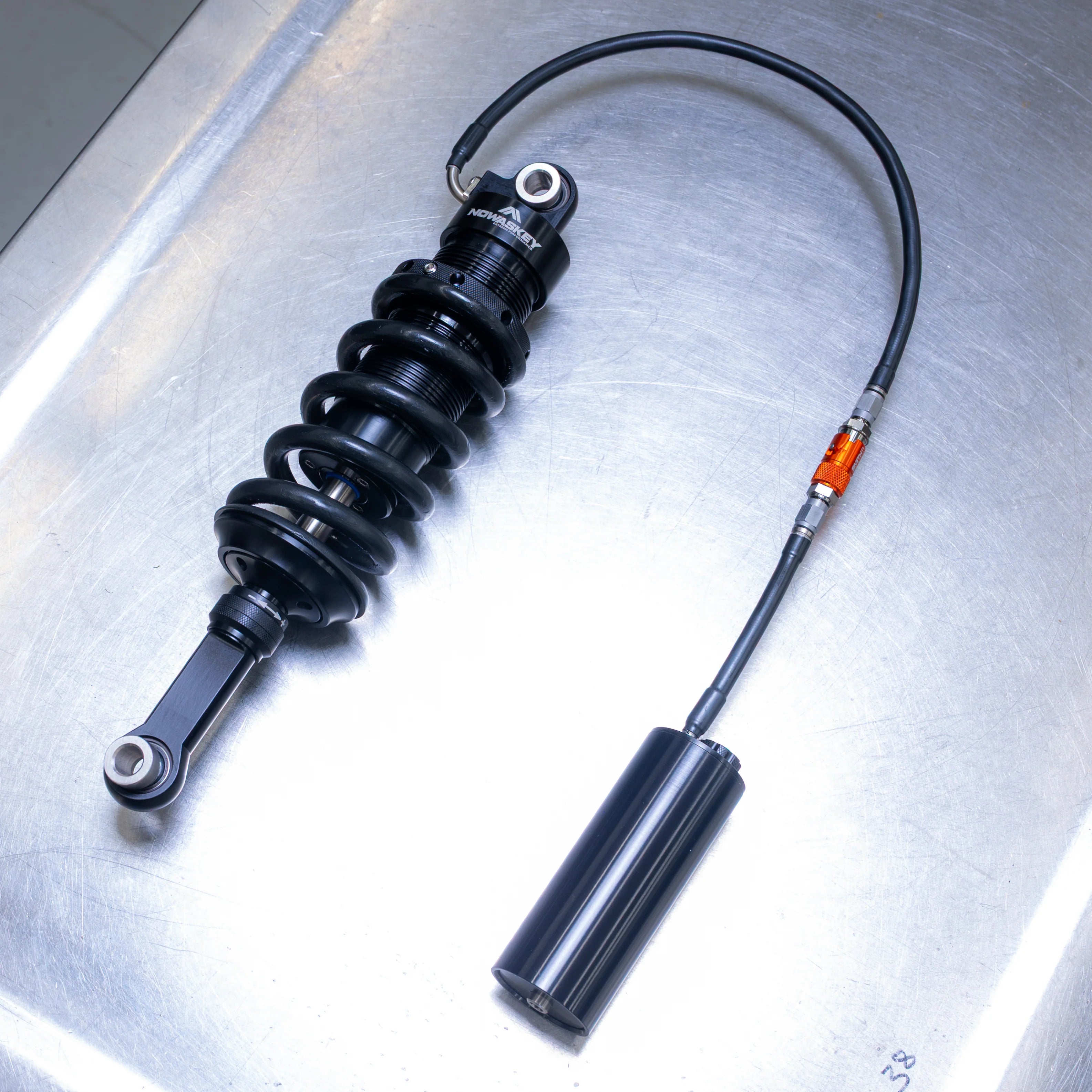 Nowaskey M8 Softail Remote Reservoir Shock