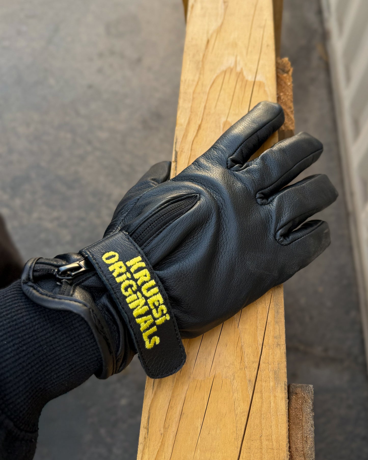 Kruesi Originals Deerskin Gloves