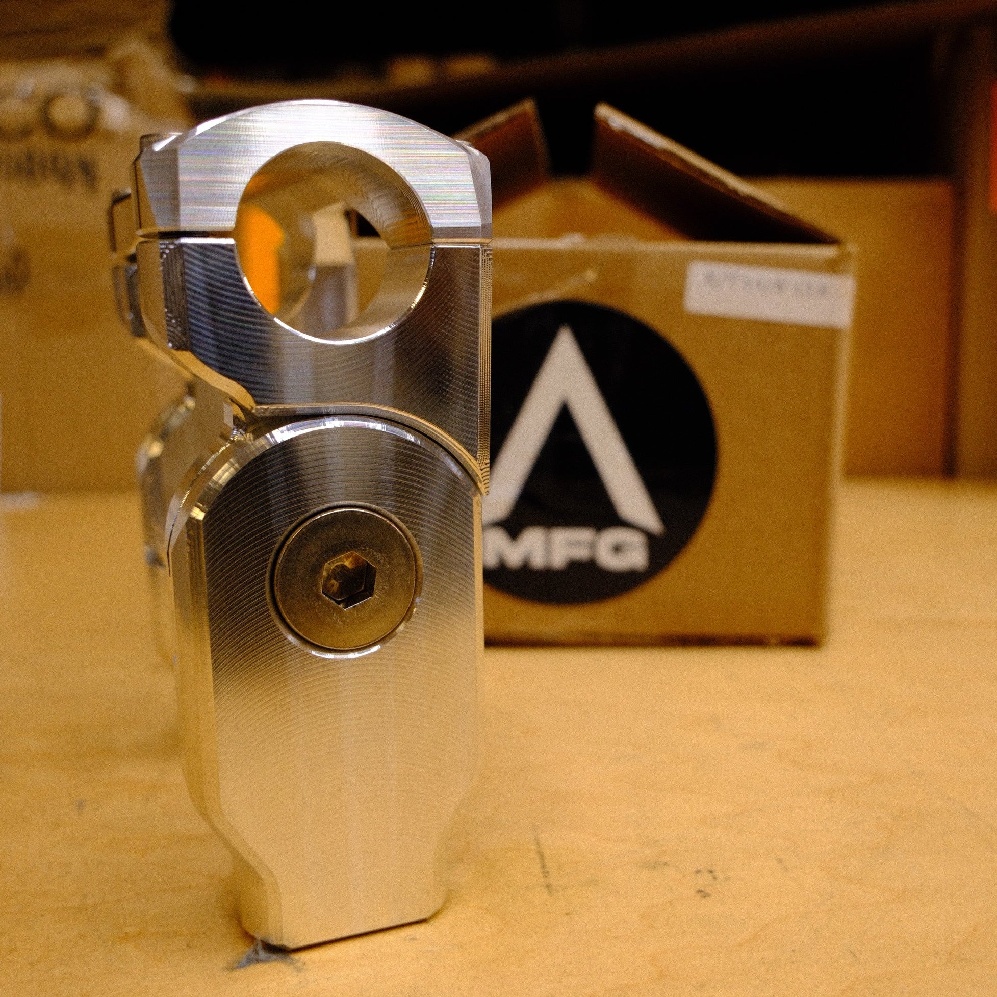Archetype MFG “R/T” Signature Riser