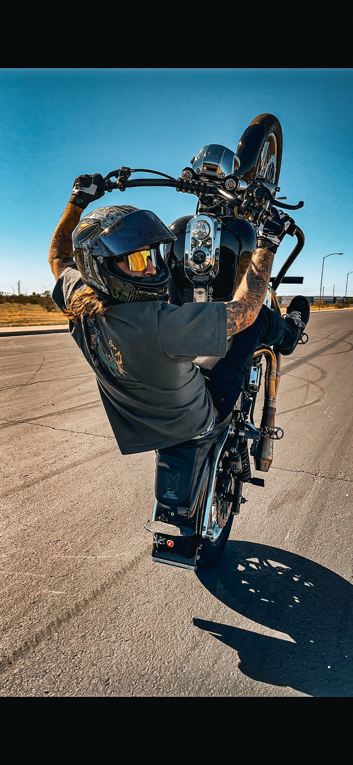 “Stunt Bunny” Moto Gloves