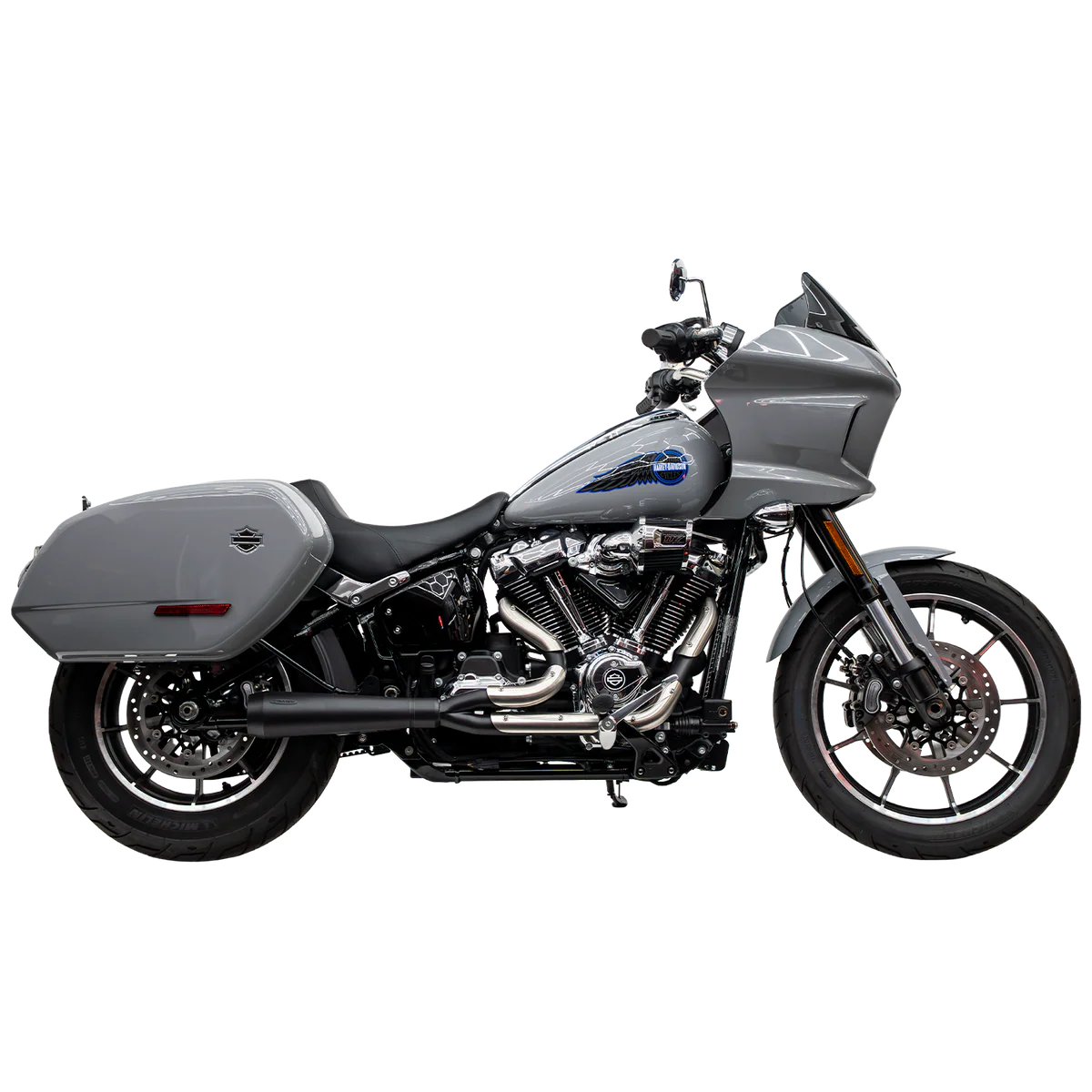 Black w/ Stainless Heat Shields Assault 2 Into 1 Exhaust on M8 Softail