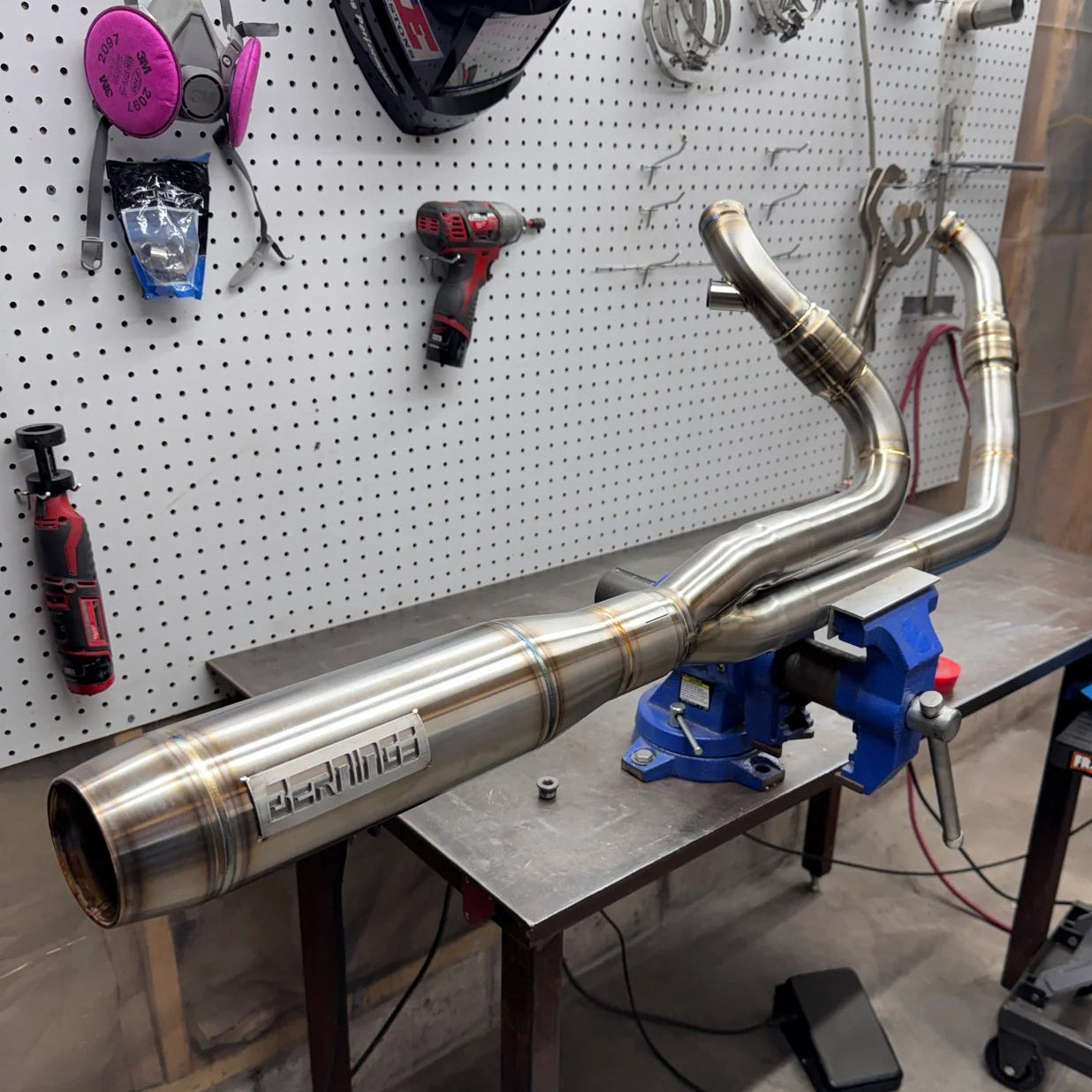 Bernings Performance 2-1 Exhaust System for M8 Softail