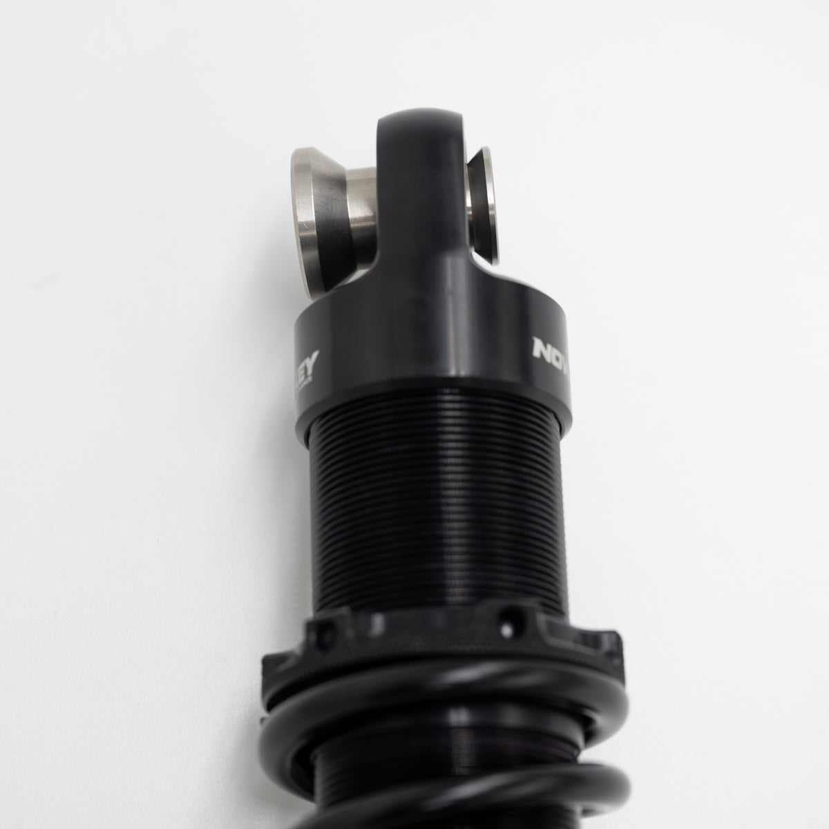 Close up of top mount of Nightster shock.