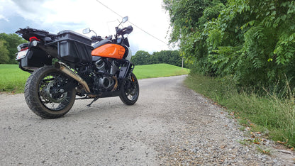 Stealth Pipes Pan America Slip On Exhaust