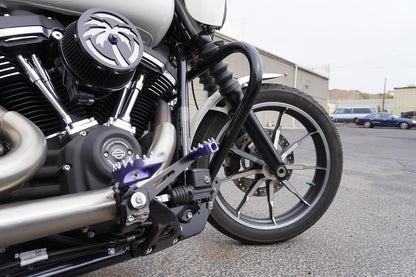 Kruesi Originals M8 Softail "K Bar"
